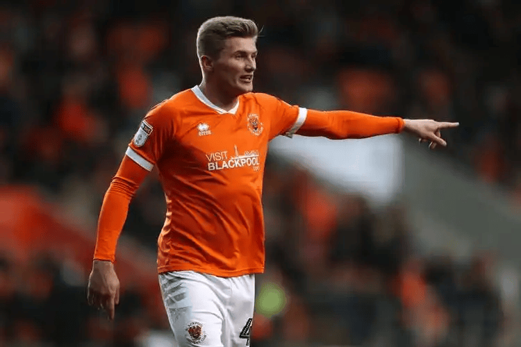 米兰电竞登录-韦拉戴尔蒙特洛西，强势突围保级区的简单介绍