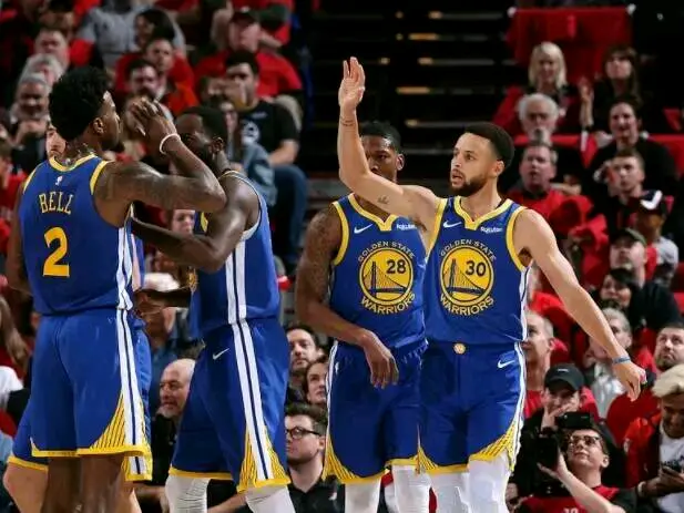 开拓者队团结互助,全队士气高涨横扫对手的简单介绍 开拓者队团结互助,全队士气高涨横扫对手的简单介绍