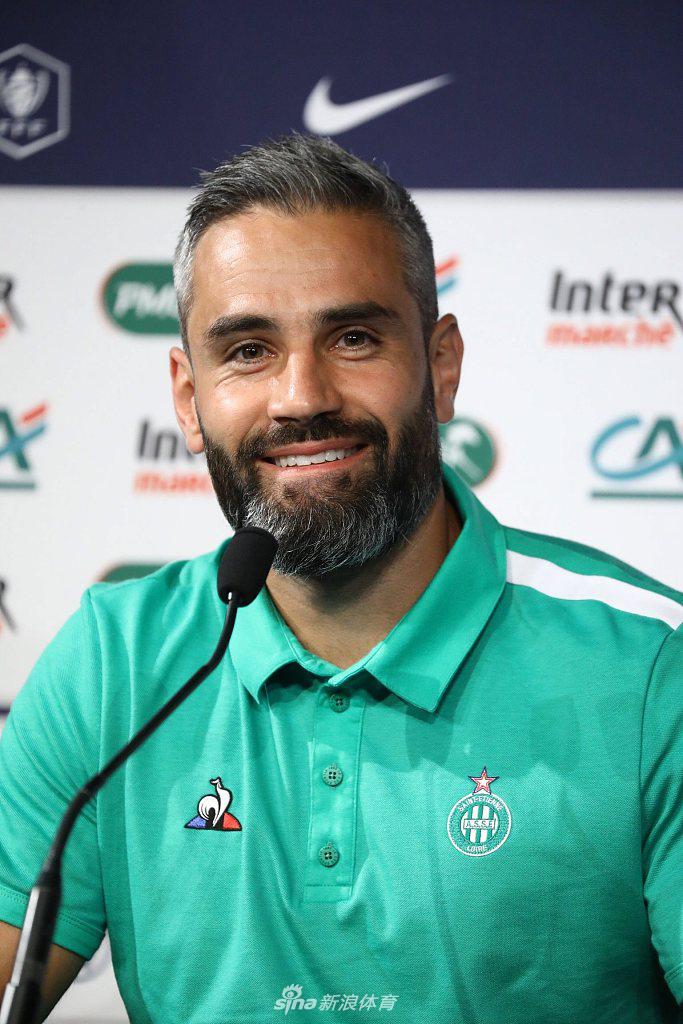 米兰电竞-雷恩球员莱群伤愈复出,备战法国杯赛